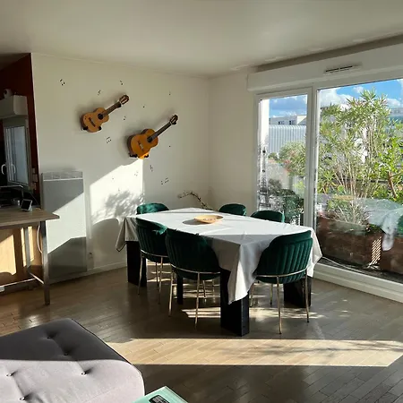 Appartamento Duplex Terrasse Au Soleil Parigi
